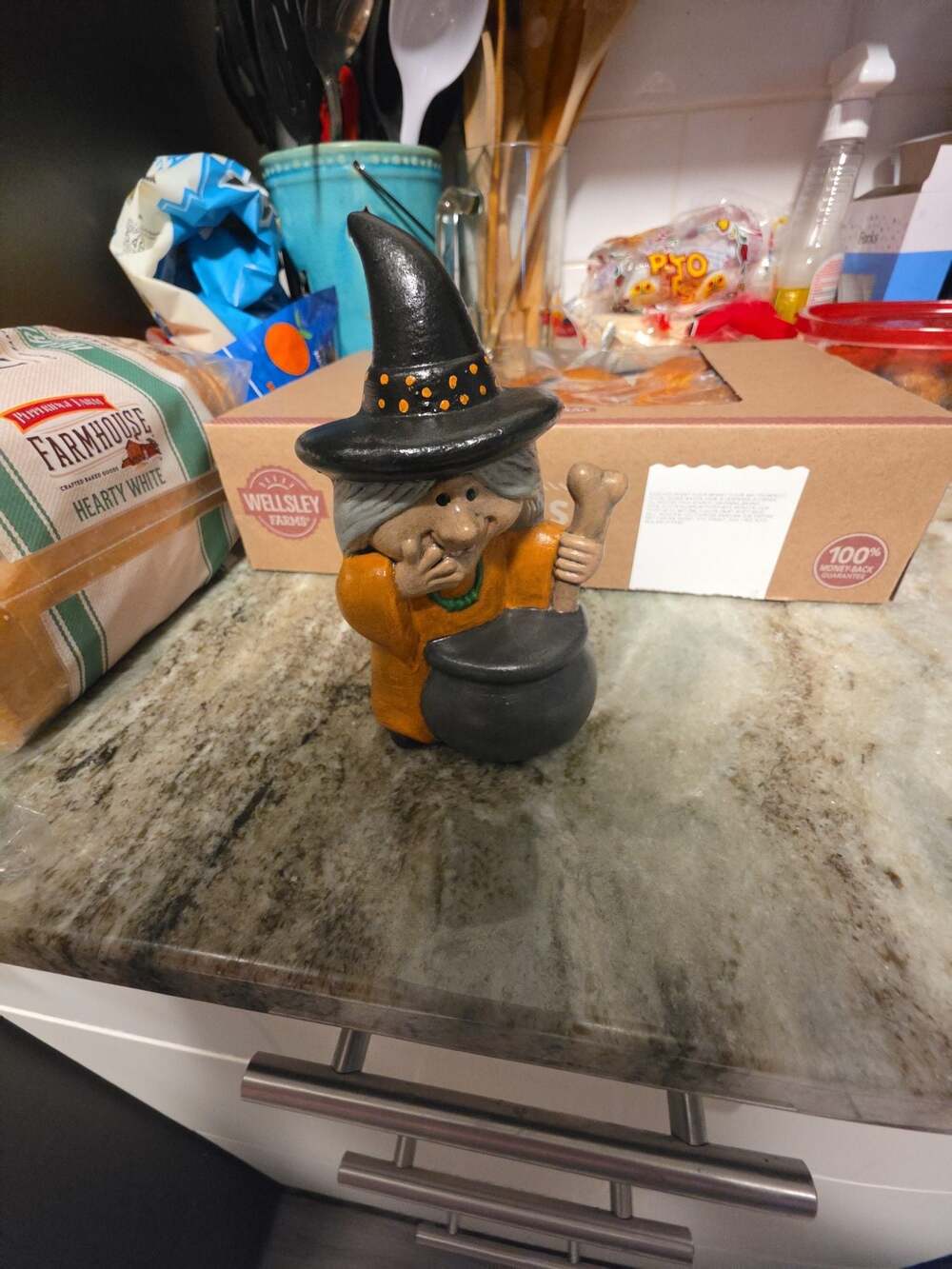 Vintage Byron Molds Ceramic Halloween Witch with Cauldron Figurine 1983
